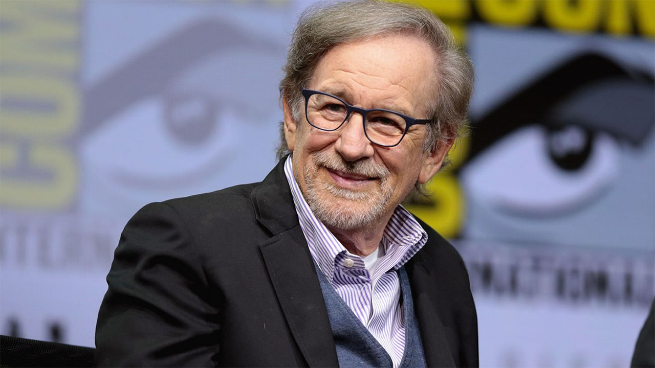 Steven Spielberg dirigirá novo filme sobre OVNIs