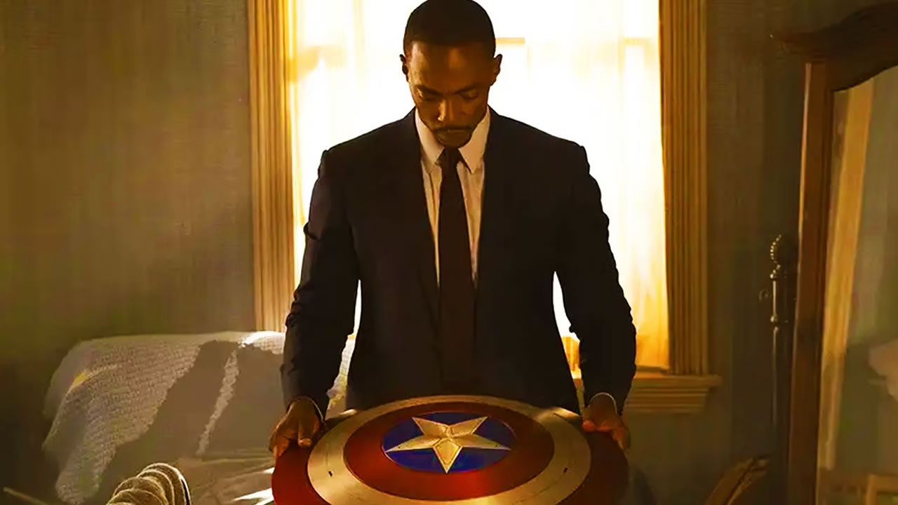 Capitão América de Sam Wilson tem aparência final na imagem oficial