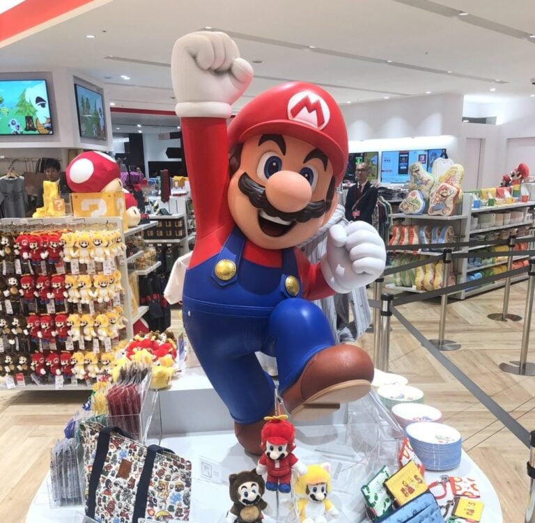 nintendo store tokyo 768x751